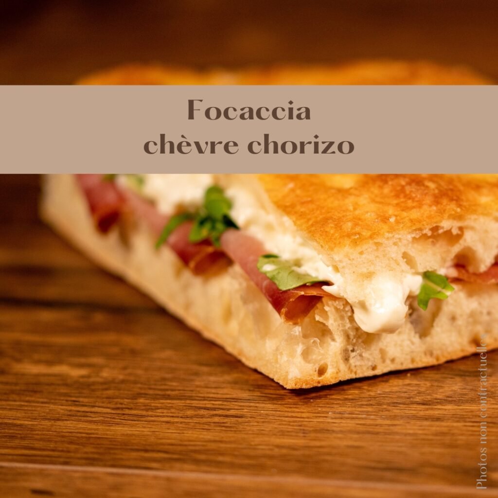 Focaccia chèvre chorizo x 2 parts